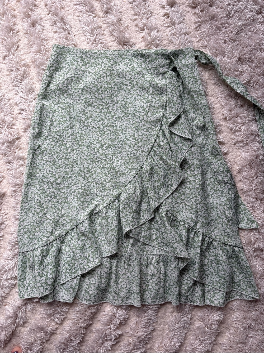 SHEIN Green Floral Wrap Midi Skirt with Ruffle Trim